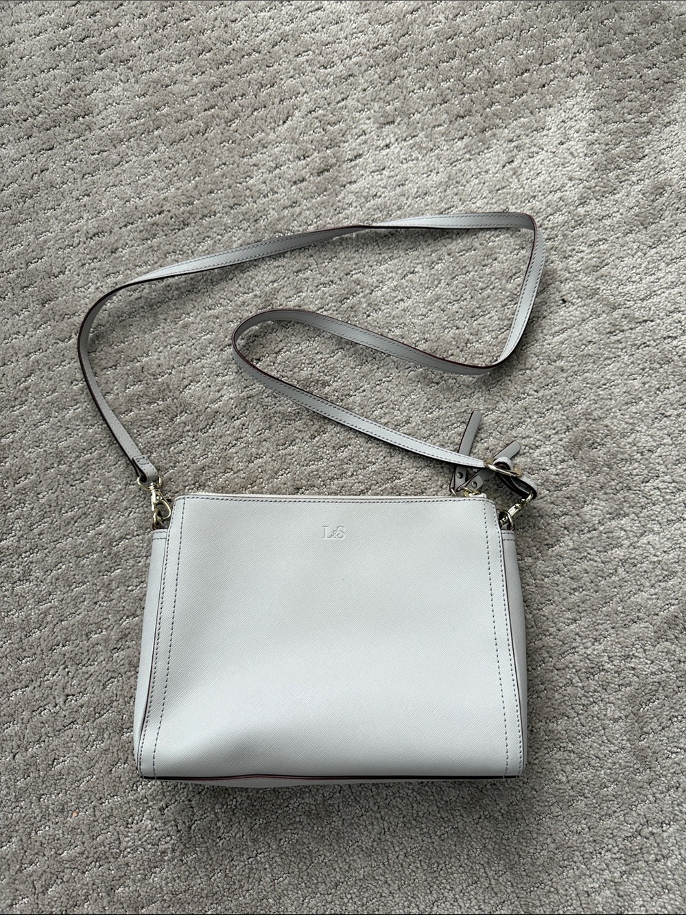 Lo & Sons Pearl Crossbody Bag